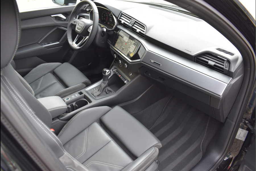 Audi Q3 Sportback 45 TFSI e S-Line 245 Pk Navi Leder Camera Trekhaak 20 Inch