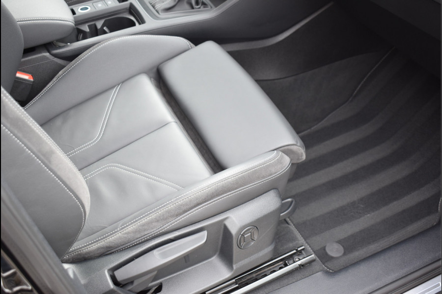 Audi Q3 Sportback 45 TFSI e S-Line 245 Pk Navi Leder Camera Trekhaak 20 Inch