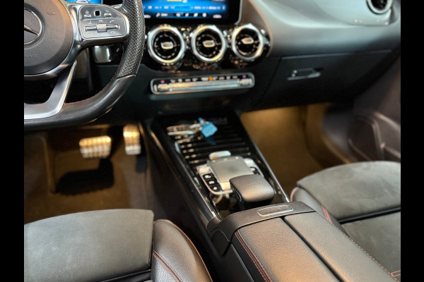 Mercedes-Benz B-Klasse 180 Business Solution AMG | Pano | Alcantara | 18' inch | DAB | Navigatie | Camera