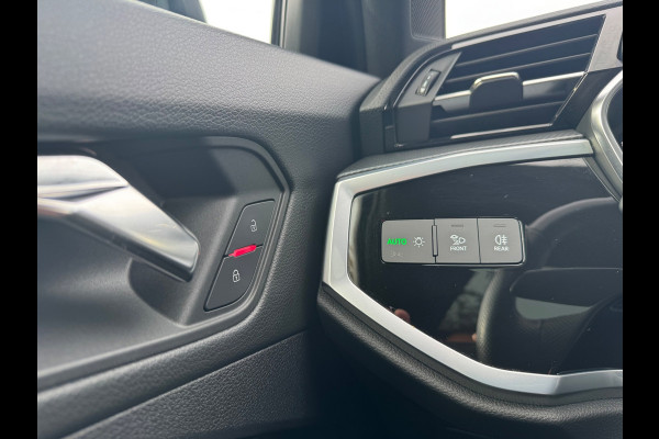 Audi Q3 Sportback 45 TFSI e S Edition SONOS Pano Camera Trekhaak Leder