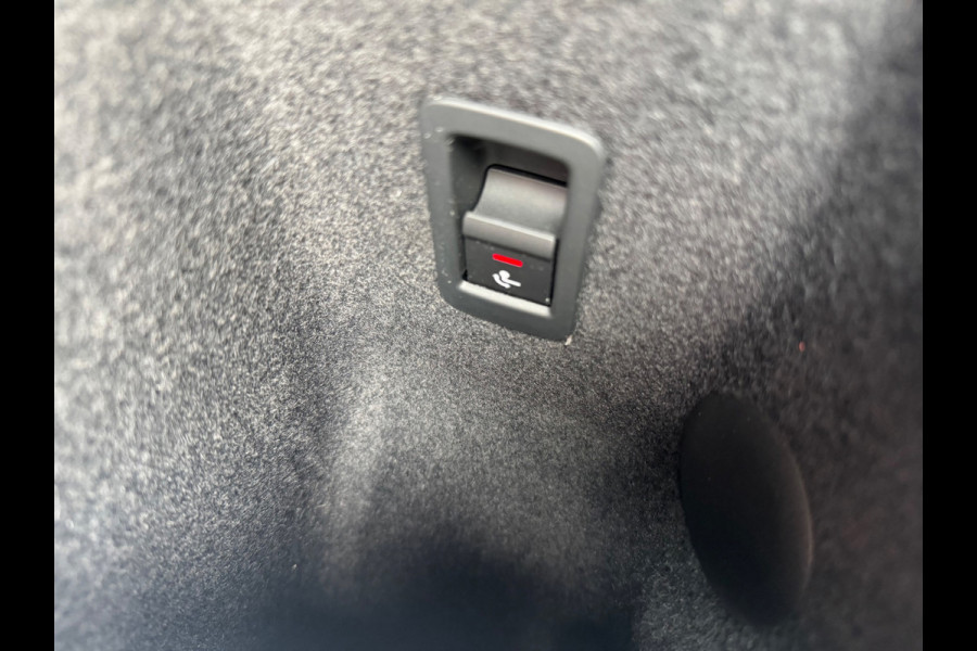 Audi Q3 Sportback 45 TFSI e S Edition SONOS Pano Camera Trekhaak Leder