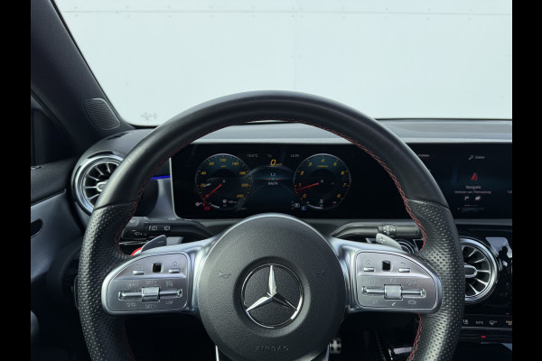 Mercedes-Benz A-Klasse 250 4MATIC Premium Plus | Pano | Memory | Ambient Light | Camera | 19 inch
