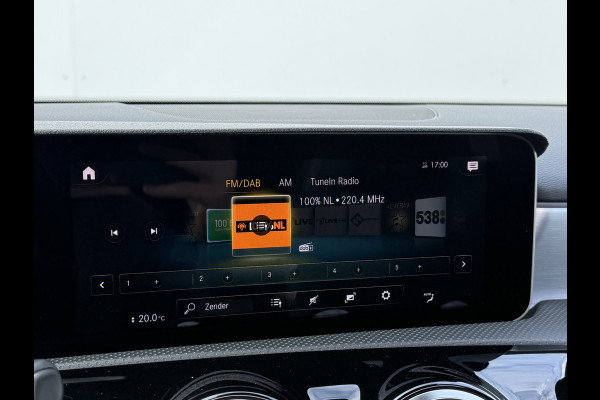 Mercedes-Benz A-Klasse 250 4MATIC Premium Plus | Pano | Memory | Ambient Light | Camera | 19 inch