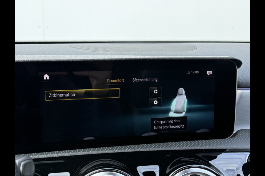 Mercedes-Benz A-Klasse 250 4MATIC Premium Plus | Pano | Memory | Ambient Light | Camera | 19 inch