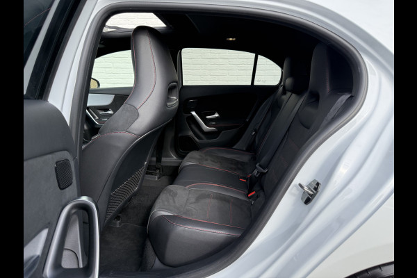 Mercedes-Benz A-Klasse 250 4MATIC Premium Plus | Pano | Memory | Ambient Light | Camera | 19 inch