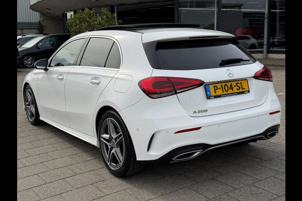 Mercedes-Benz A-Klasse 200 Premium AMG PAKKET l SFEERVERL. l PANO l TREKHAAK