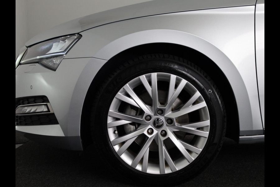 Škoda Superb Combi Business Edition Plus 1.5 TSI 150pk DSG-7 | Trekhaak | Adaptieve cruise controle | 18 inch | Elek. stoel | Voorstoelen en achterbank verwarmd
