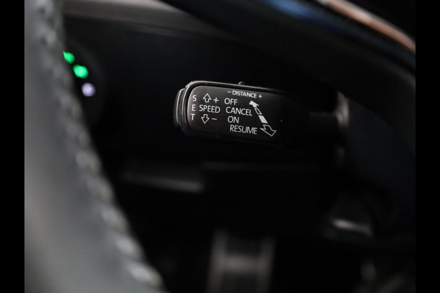 Škoda Superb Combi Business Edition Plus 1.5 TSI 150pk DSG-7 | Trekhaak | Adaptieve cruise controle | 18 inch | Elek. stoel | Voorstoelen en achterbank verwarmd