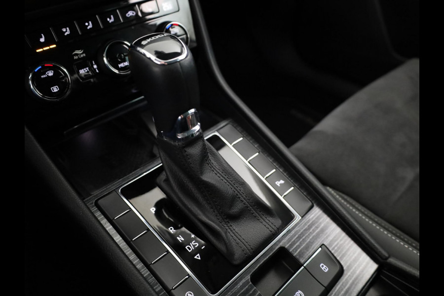 Škoda Superb Combi Business Edition Plus 1.5 TSI 150pk DSG-7 | Trekhaak | Adaptieve cruise controle | 18 inch | Elek. stoel | Voorstoelen en achterbank verwarmd