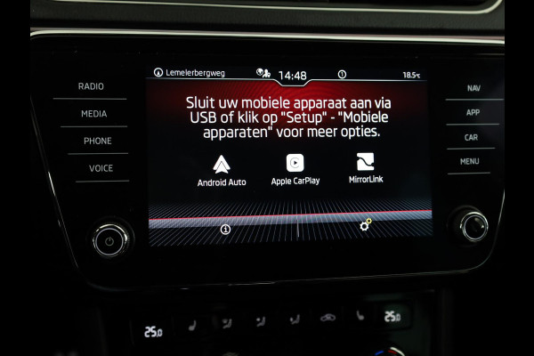 Škoda Superb Combi Business Edition Plus 1.5 TSI 150pk DSG-7 | Trekhaak | Adaptieve cruise controle | 18 inch | Elek. stoel | Voorstoelen en achterbank verwarmd
