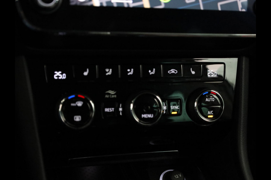 Škoda Superb Combi Business Edition Plus 1.5 TSI 150pk DSG-7 | Trekhaak | Adaptieve cruise controle | 18 inch | Elek. stoel | Voorstoelen en achterbank verwarmd