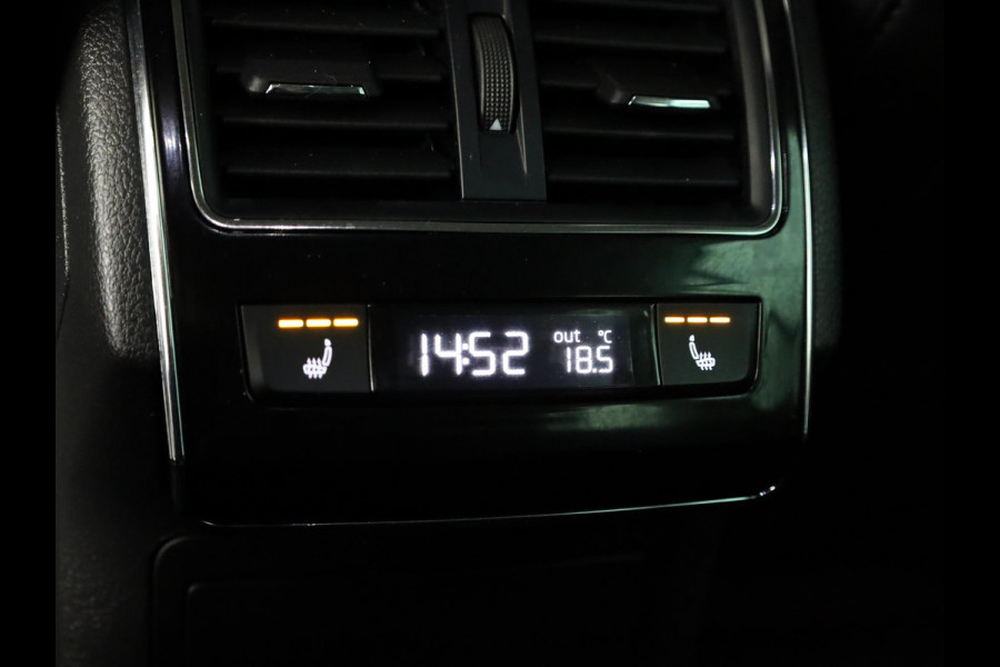 Škoda Superb Combi Business Edition Plus 1.5 TSI 150pk DSG-7 | Trekhaak | Adaptieve cruise controle | 18 inch | Elek. stoel | Voorstoelen en achterbank verwarmd