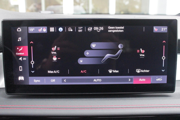 Alfa Romeo Tonale 1.3T PHEV 280PK TRIBUTO ITALIANO | PANORAMISCH SCHUIF / KANTELDAK | ZWART DAK | ZWART LEDEREN BEKLEDING MET RODE ACCENTEN/ GEBORDUURD "TRIBUTO ITALIANO" LOGO OP HOOFD STEUNEN | VOORSTOELEN / STUUR VERWARMD | VOORSTOELEN ELEKTRISCH VERSTELBAAR | HARMAN KARDON | DRAADLOOS APPLE CARPLAY / ANDROID AUTO | 360° CAMERA | AUTOMATISCH DIMMENDE BUITENSPIEGELS | 20"INCH LICHTMETALEN VELGEN | ADAPTIVE CRUISE CONTROL | KEYLESS ENTRY / START | ELEKTRISCH BEDIENBARE ACHTERKLEP | DRAADLOZE TELEFOONLADER | AMBIENT LIGHTING | DONKERE HEMELBEKLEDING | SCHAKELFLIPPERS AAN HET STUUR | VERW