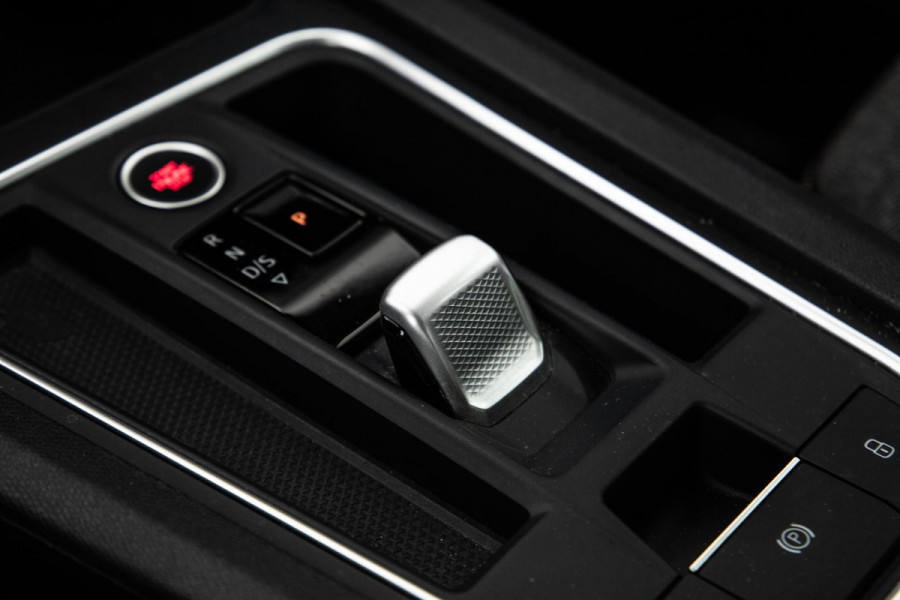 Seat Leon Sportstourer 1.4 TSI eHybrid PHEV FR Business Intense EXCELLENCE / CARPLAY / AIRCO / CAMERA / DEALER ONDERHOUDEN