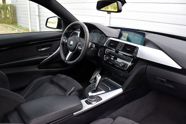 BMW 4 Serie Coupé 420i Executive*M-Pakket*HUD*Keyless*Virtual*DAK*2018*