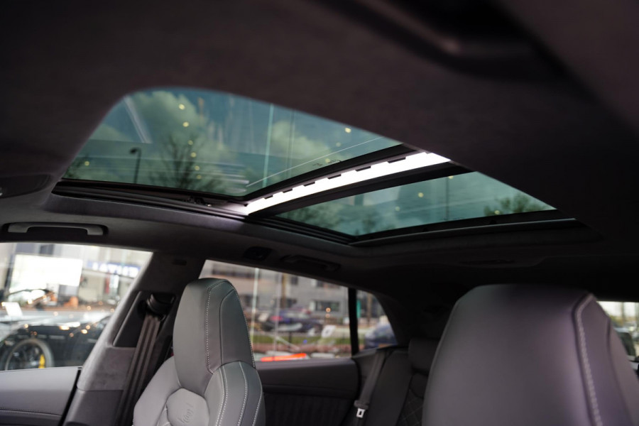 Audi Q8 60 TFSI e quattro Pro Line S Competition / 23 inch / Nieuw