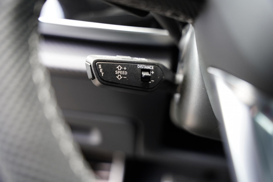 Audi Q8 60 TFSI e quattro Pro Line S Competition / 23 inch / Nieuw