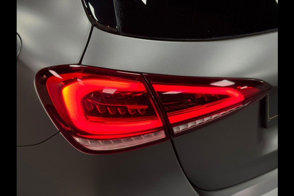 Mercedes-Benz A-Klasse 180 AMG Line|CRUISE|STOELVER|PANO|LEDER
