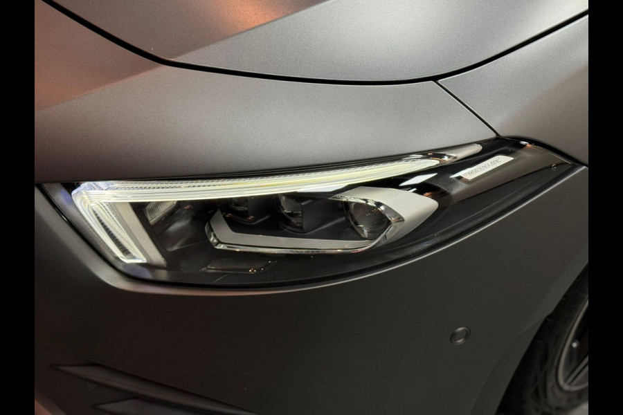 Mercedes-Benz A-Klasse 180 AMG Line|CRUISE|STOELVER|PANO|LEDER