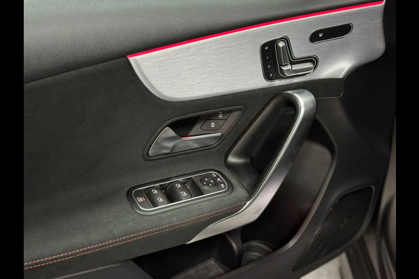 Mercedes-Benz A-Klasse 180 AMG Line|CRUISE|STOELVER|PANO|LEDER