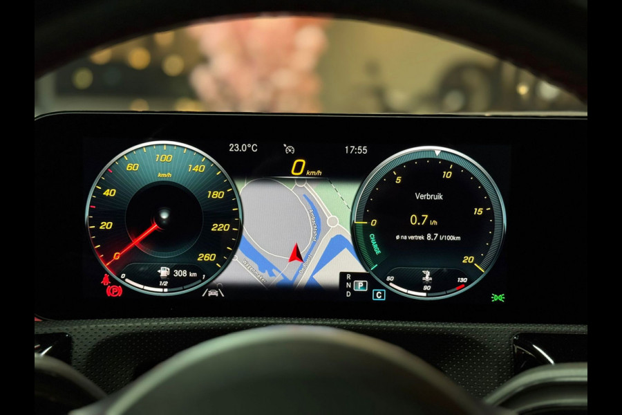 Mercedes-Benz A-Klasse 180 AMG Line|CRUISE|STOELVER|PANO|LEDER