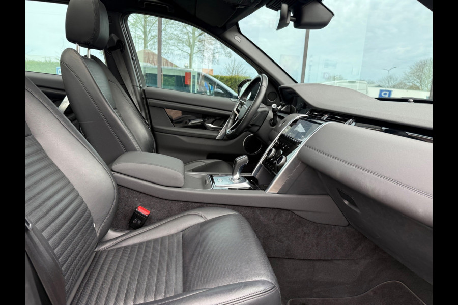 Land Rover Discovery Sport P300e 1.5 SE - Automaat - Panoramadak - Navi - Org.NL