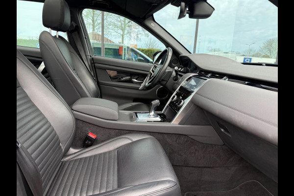 Land Rover Discovery Sport P300e 1.5 SE - Automaat - Panoramadak - Navi - Org.NL