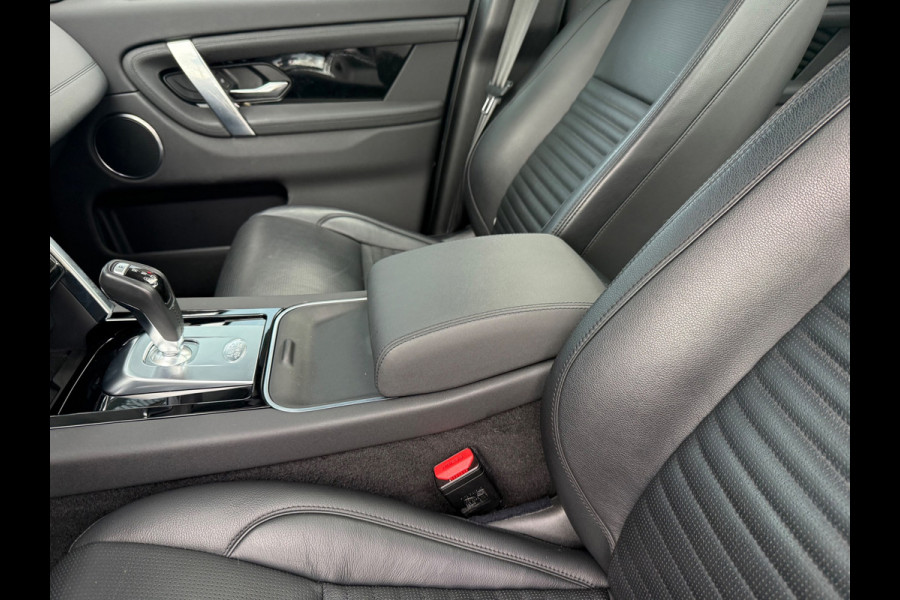Land Rover Discovery Sport P300e 1.5 SE - Automaat - Panoramadak - Navi - Org.NL