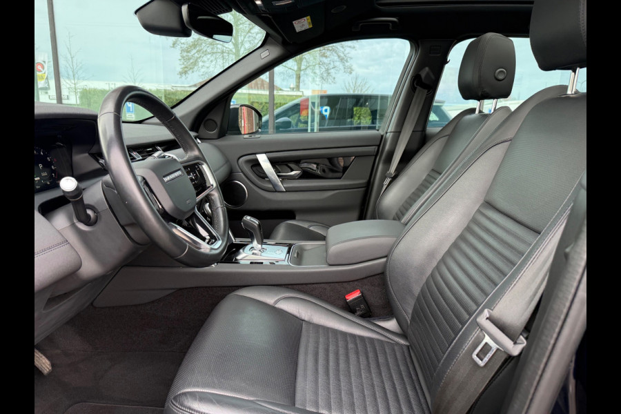 Land Rover Discovery Sport P300e 1.5 SE - Automaat - Panoramadak - Navi - Org.NL