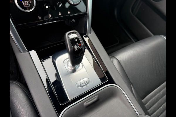 Land Rover Discovery Sport P300e 1.5 SE - Automaat - Panoramadak - Navi - Org.NL