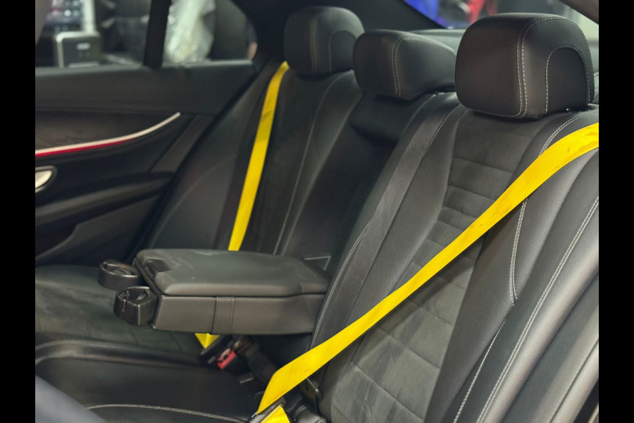 Mercedes-Benz E-Klasse 220 d AMG Line|PANO|CRUISE|360|LEDER