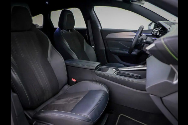 Peugeot 308 1.6 Plug-in Hybrid 225 GT / LED / 18'' / AGR / Winter / Elec Stoel / Alcantara