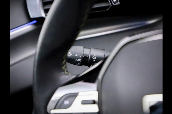 Peugeot 308 1.6 Plug-in Hybrid 225 GT / LED / 18'' / AGR / Winter / Elec Stoel / Alcantara