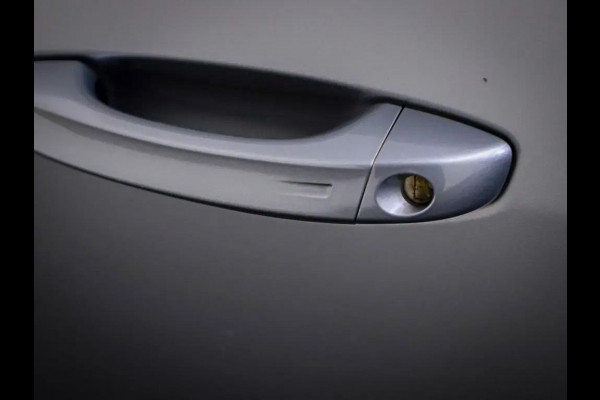 Peugeot 308 1.6 Plug-in Hybrid 225 GT / LED / 18'' / AGR / Winter / Elec Stoel / Alcantara