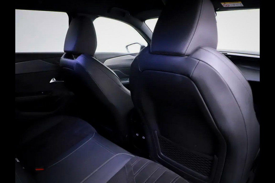 Peugeot 308 1.6 Plug-in Hybrid 225 GT / LED / 18'' / AGR / Winter / Elec Stoel / Alcantara