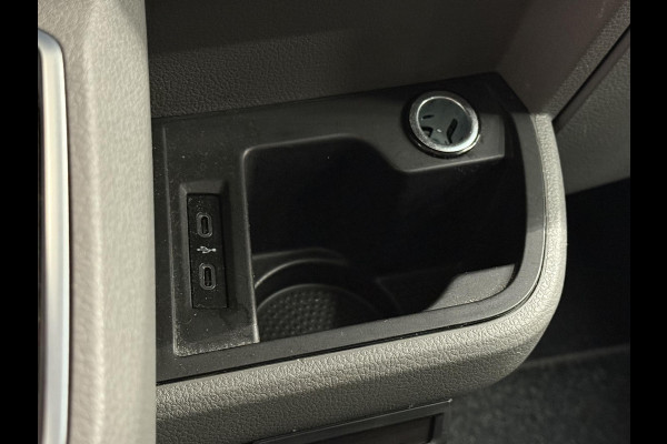 Volkswagen Transporter 2.0 TDI L2H1 28 Dubbele Cabine Highline Airco Cruise Control adaptief Parkeersensoren voor en achter 17" Lichtmetalen velgen