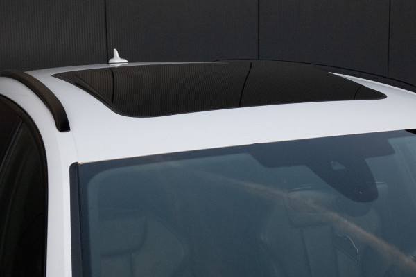 Audi A4 Avant 2.0 TFSI MHEV Sport S-line black edition | STOELVERWARMING | TREKHAAK | ACC | HEAD UP DISPLAY | LEDER