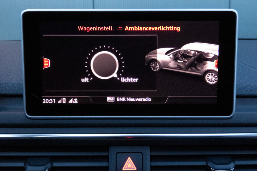 Audi A4 Avant 2.0 TFSI MHEV Sport S-line black edition | STOELVERWARMING | TREKHAAK | ACC | HEAD UP DISPLAY | LEDER
