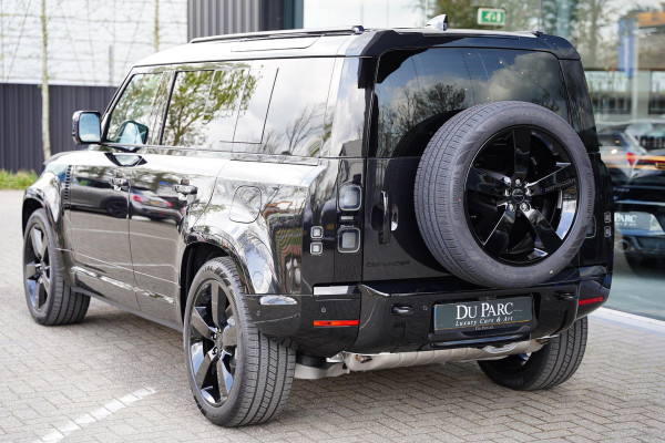 Land Rover Defender 110 2.0 P300e 110 X-Dynamic HSE / Panoramadak / Nieuw