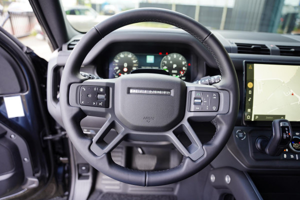 Land Rover Defender 110 2.0 P300e 110 X-Dynamic HSE / Panoramadak / Nieuw
