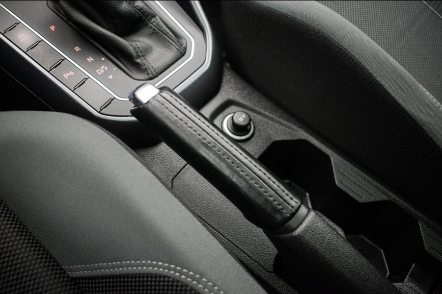 Volkswagen Polo 1.0 TSI 116PK R LINE AUT ORG NL [ Panoramadak Virtual Cockpit Beats Audio Full LED Camera Stoelverwarming ]