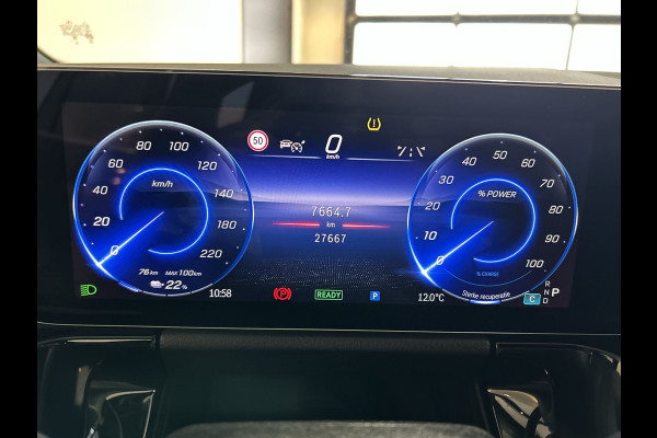 Mercedes-Benz EQA 350 4MATIC AMG Line 67 kWh Facelift Advanced, Distronic, LMV 20'' Soh (batterijcheck) Waarde 98,1 %