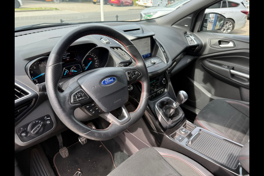 Ford Kuga 1.5 EcoBoost 150PK ST Line | Trekhaak | Sony | Winterpack | Grote Spoiler | Navigatie | Camera