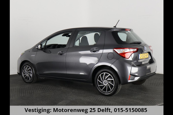 Toyota Yaris 1.5 HYBRID ACTIVE AUTOMAAT GARANTIE 8-2030! 100% ONDERHOUDEN . CAMERA . CRUISE CONTROL . ELEKTRISCHE RAMEN VOOR