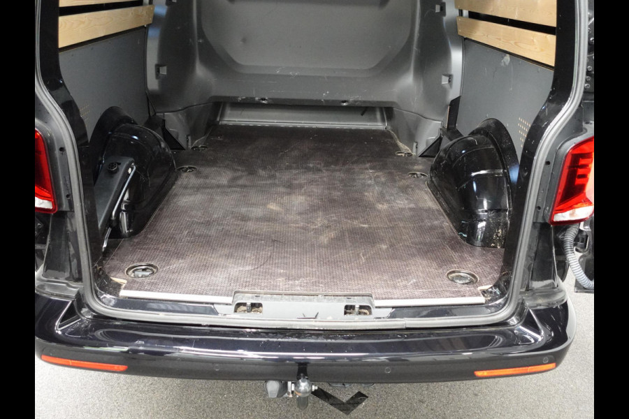 Volkswagen Transporter 2.0 TDI L2H1 28 Highline Dubbele Cabine Automaat Airco Cruise Adaptief Parkeersensoren