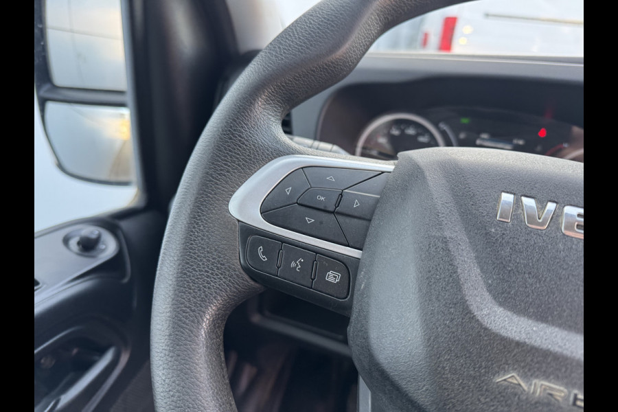 Iveco Daily 35C14 2.3 Kipper Dubbele Cabine Dubbellucht 6 Stoelen Airco Cruise Control  3,5t Trekhaak Lucht geveerde stoel