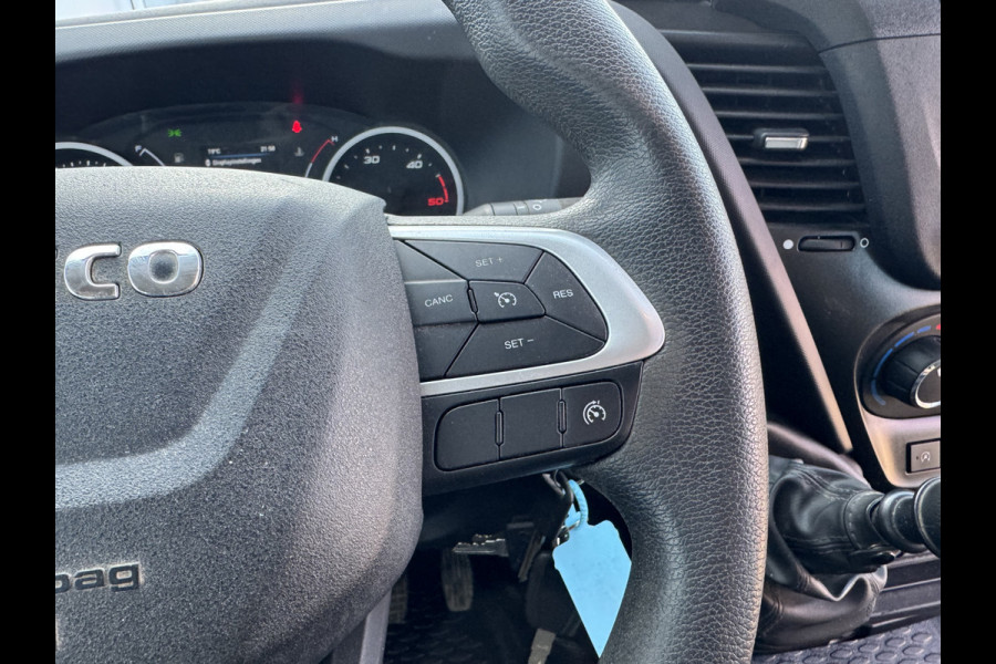 Iveco Daily 35C14 2.3 Kipper Dubbele Cabine Dubbellucht 6 Stoelen Airco Cruise Control  3,5t Trekhaak Lucht geveerde stoel
