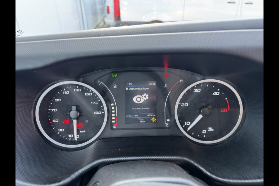 Iveco Daily 35C14 2.3 Kipper Dubbele Cabine Dubbellucht 6 Stoelen Airco Cruise Control  3,5t Trekhaak Lucht geveerde stoel