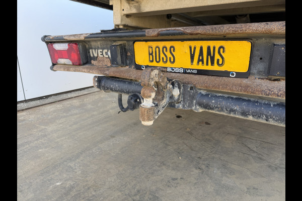 Iveco Daily 35C14 2.3 Kipper Dubbele Cabine Dubbellucht 6 Stoelen Airco Cruise Control  3,5t Trekhaak Lucht geveerde stoel