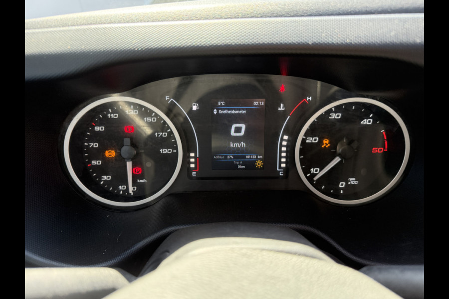 Iveco Daily 35C14 2.3 Kipper Dubbele Cabine Dubbellucht 6 Stoelen Airco Cruise Control  3,5t Trekhaak Lucht geveerde stoel